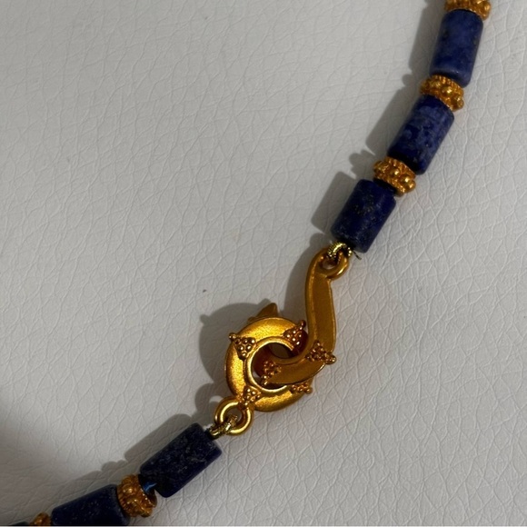 MMA Lapis Lazuli gold plated beaded unique clasp necklace - Picture 4 of 6